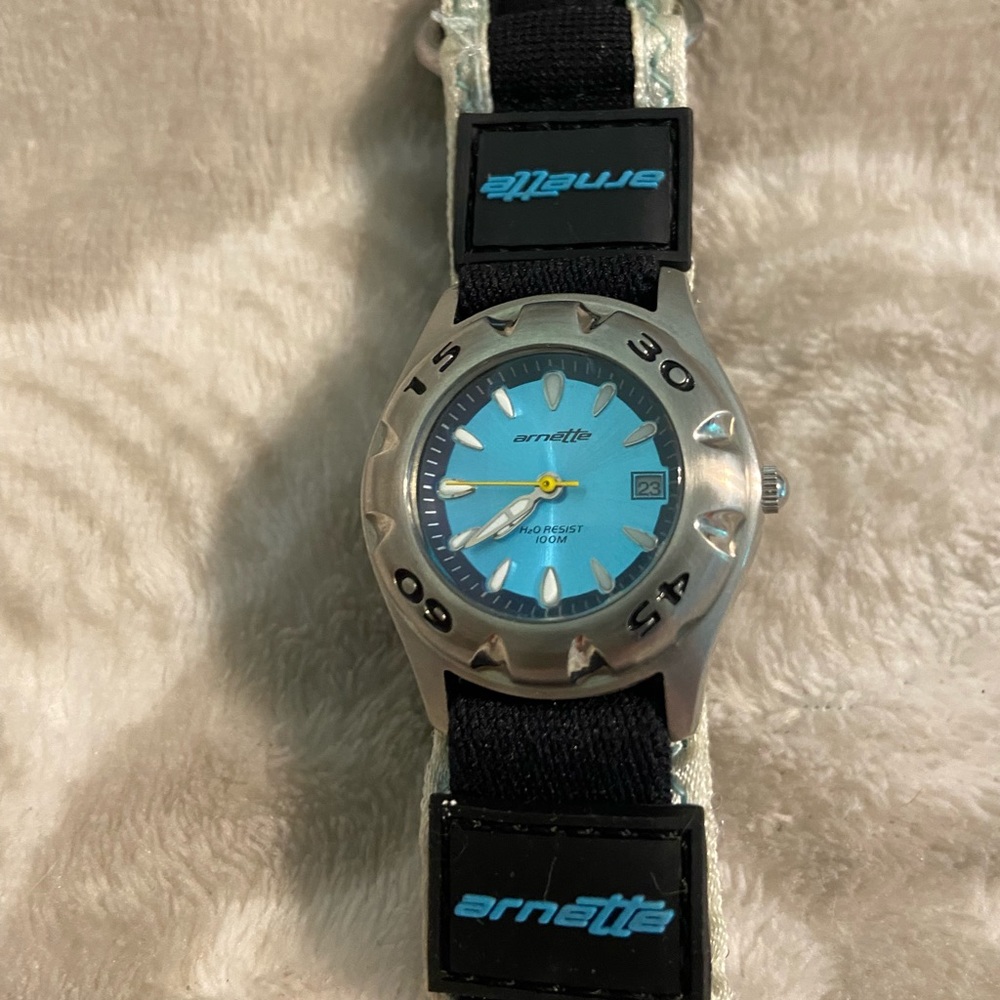 Arnette dive watch